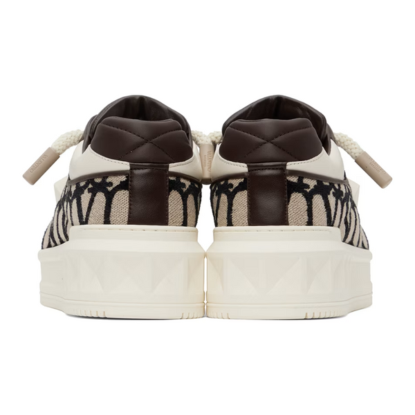 VALENTINO GARAVANI Off-White & Brown One Stud XL Sneakers