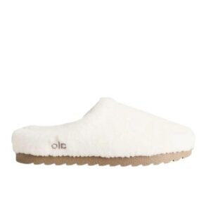 Alo Yoga Sherpa Recovery Slipper in the ivory color